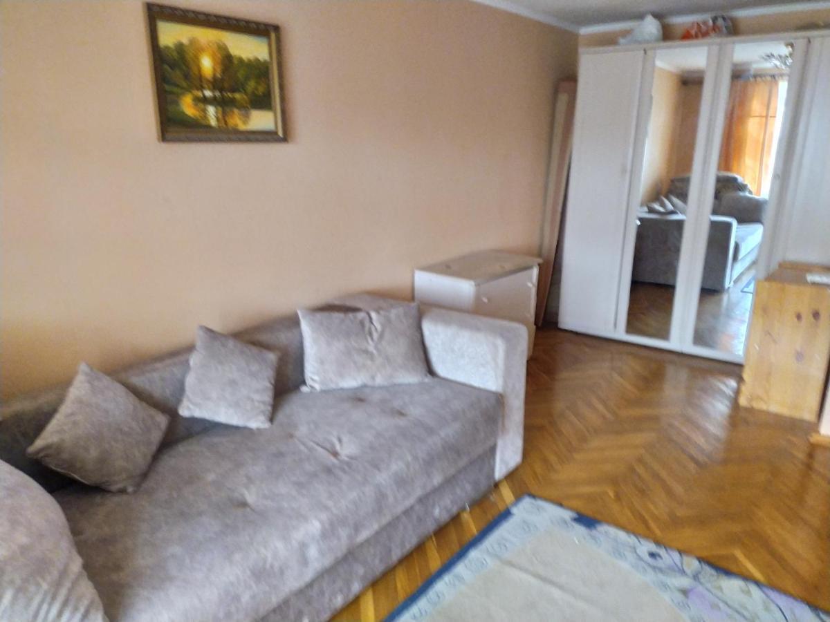 Apartment On Oktyabrskaya 105 Bobruisk Exterior photo